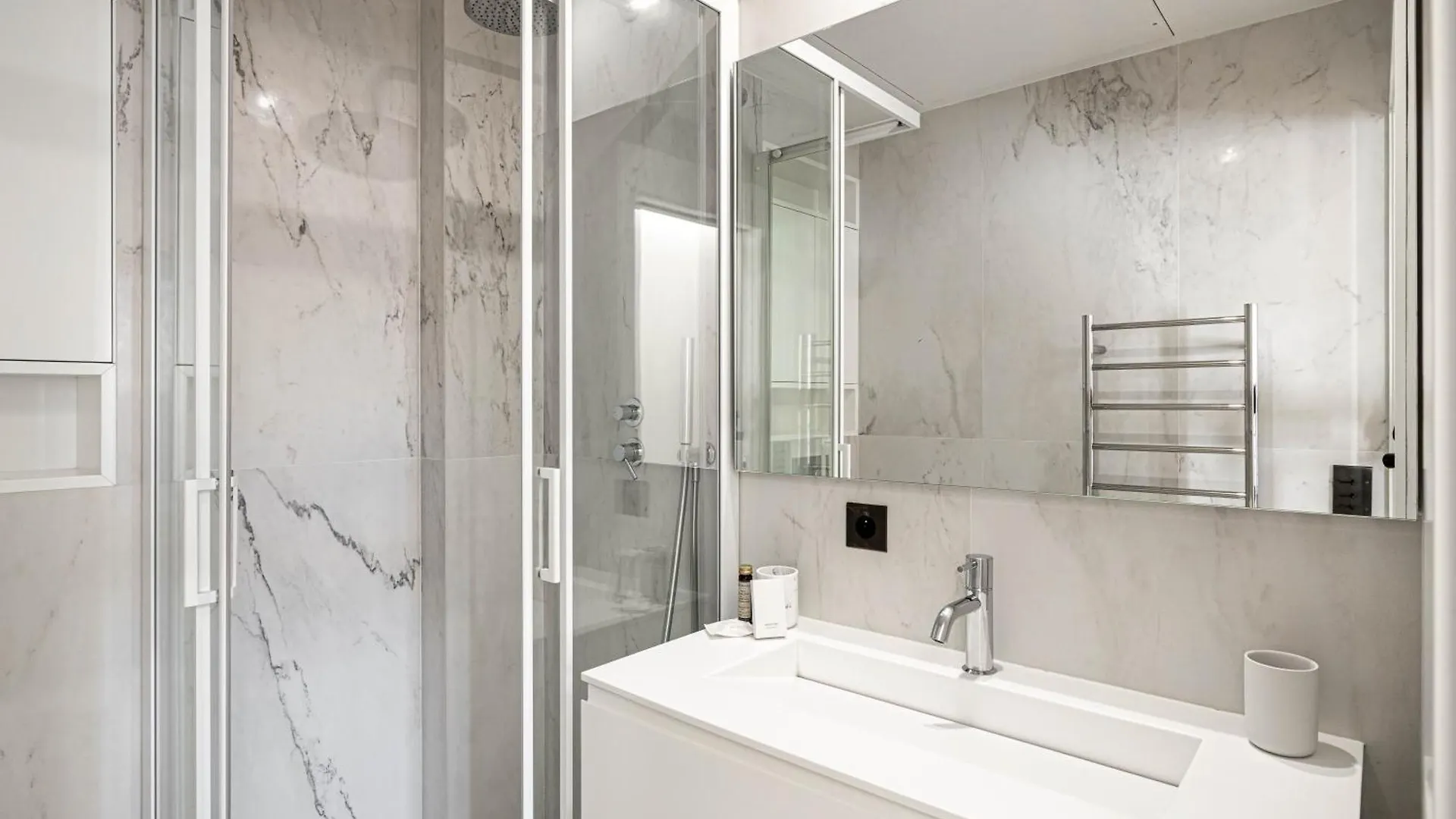 29 Andre - Luxurious Apartment 20M From Beaches - Villa Royale Croisette Cannes 0*,  France